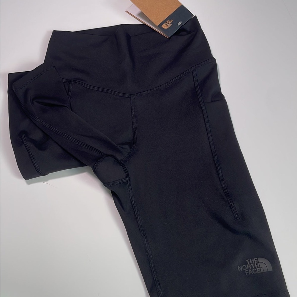 The North Face Black long pocket biker short NWT woman’s SzS - Picture 11 of 12